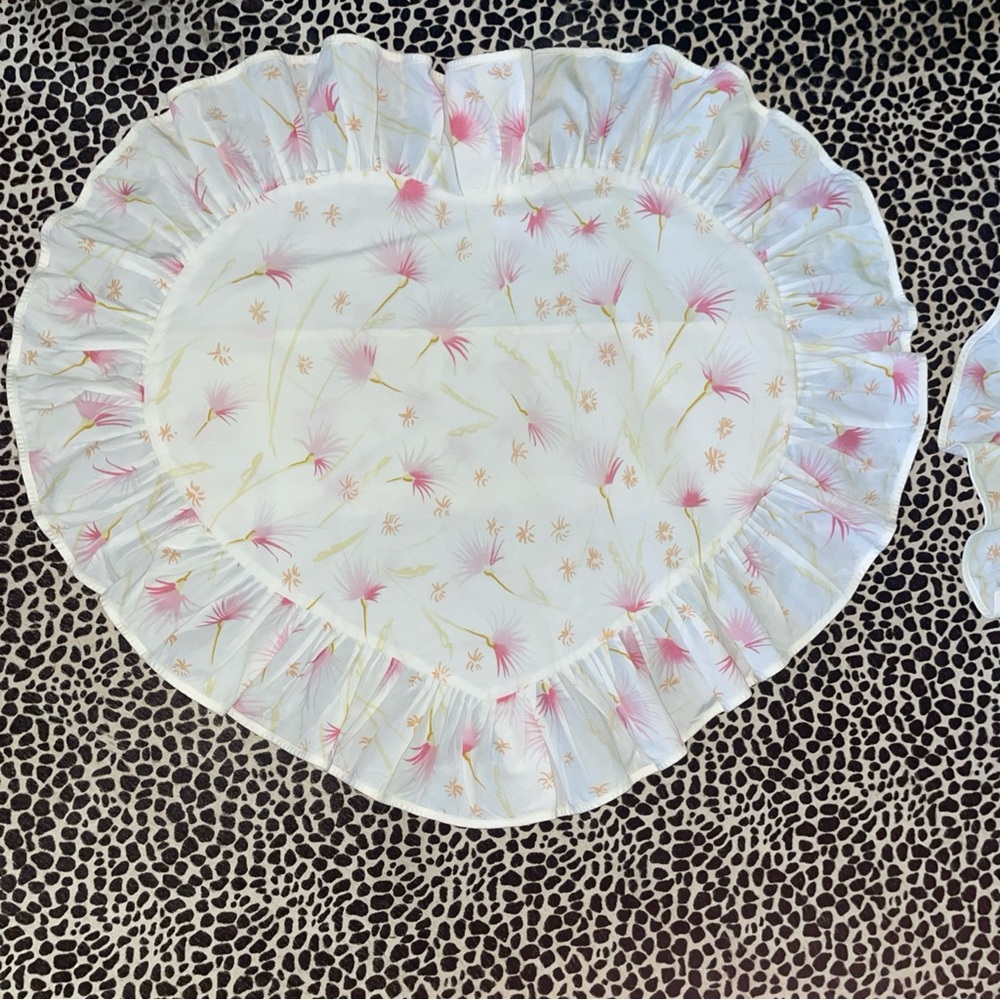 Pratesi Pair Heart Shaped Floral Ruffled Boudoir Shams 100% Egyptian Cotton EUC